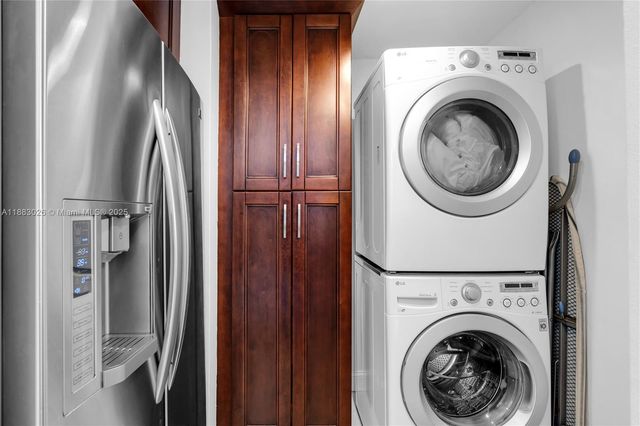 126 Columbus Dr, Islamorada, FL 33036