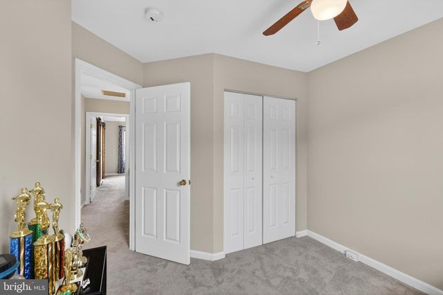 9438 BLACK HAWK CT, Manassas Park, VA 20111