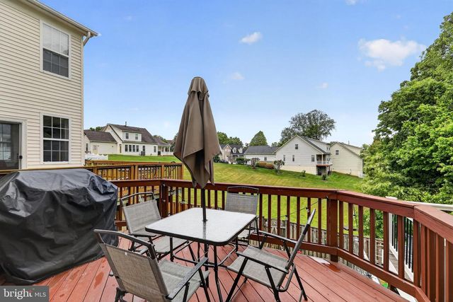 9438 BLACK HAWK CT, Manassas Park, VA 20111