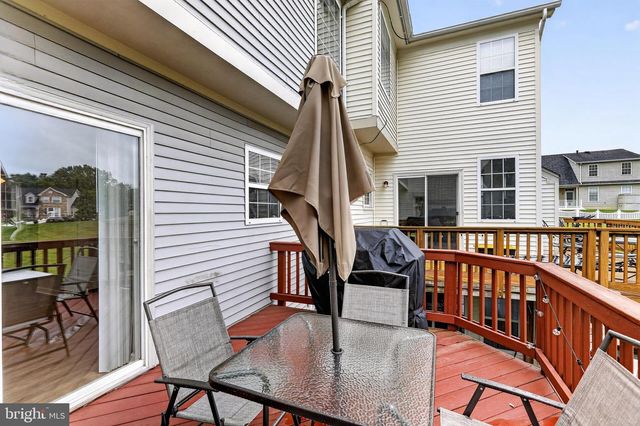 9438 BLACK HAWK CT, Manassas Park, VA 20111