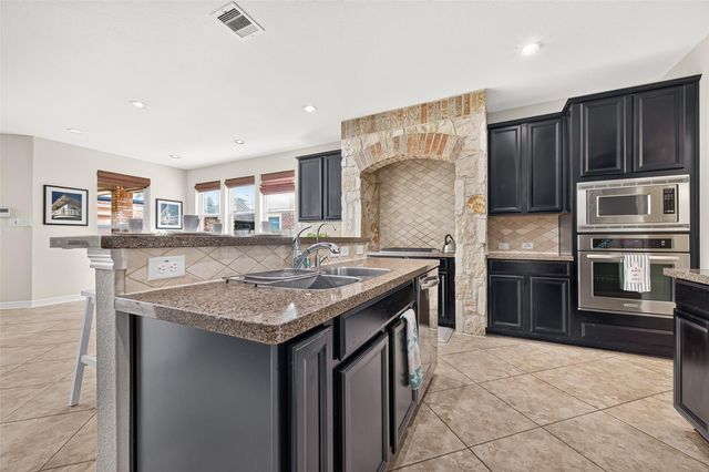 5703 Flagstone Pass Court, Sugar Land, TX 77479