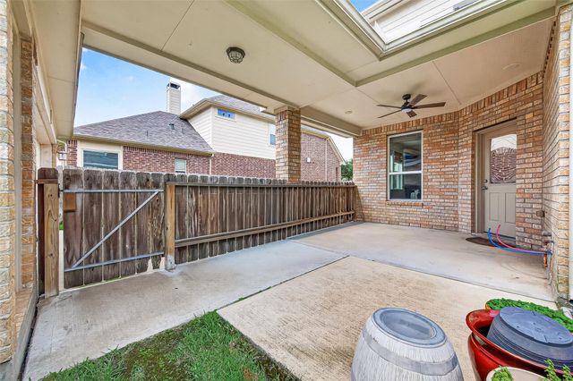 5703 Flagstone Pass Court, Sugar Land, TX 77479