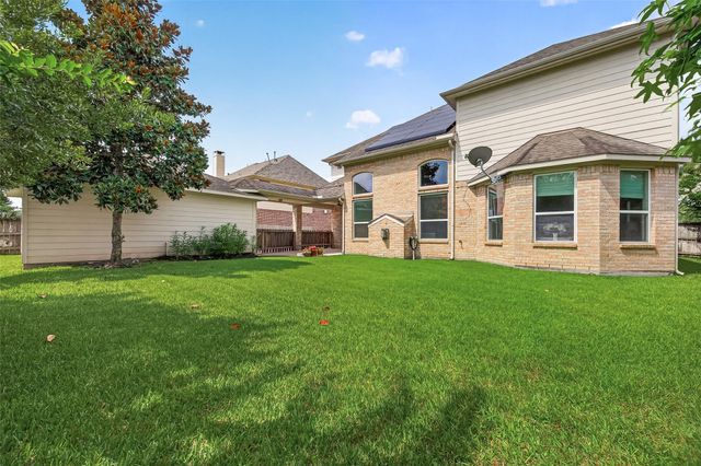 5703 Flagstone Pass Court, Sugar Land, TX 77479