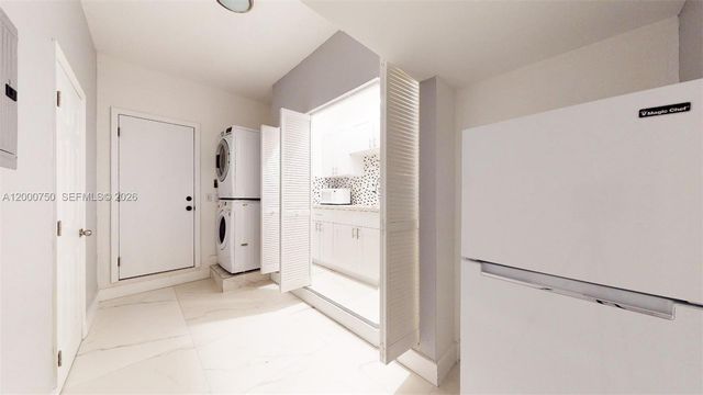 16247 SW 92nd Ter B, Miami, FL 33196