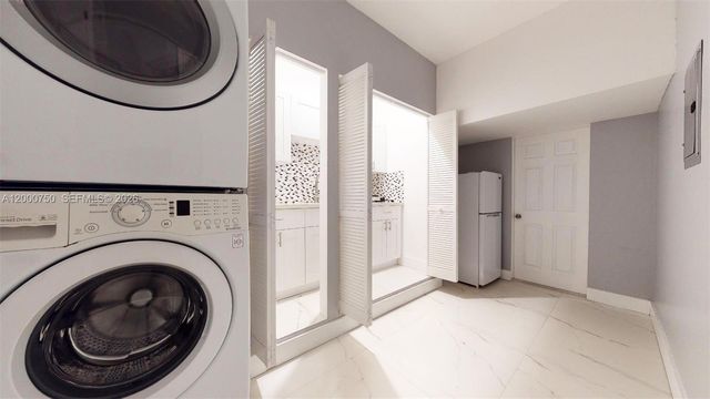 16247 SW 92nd Ter B, Miami, FL 33196