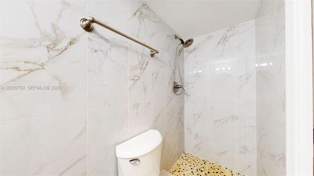 16247 SW 92nd Ter B, Miami, FL 33196