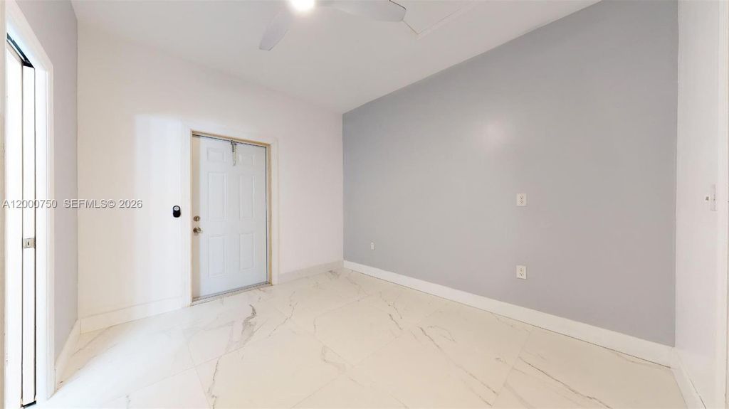 16247 SW 92nd Ter B, Miami, FL 33196