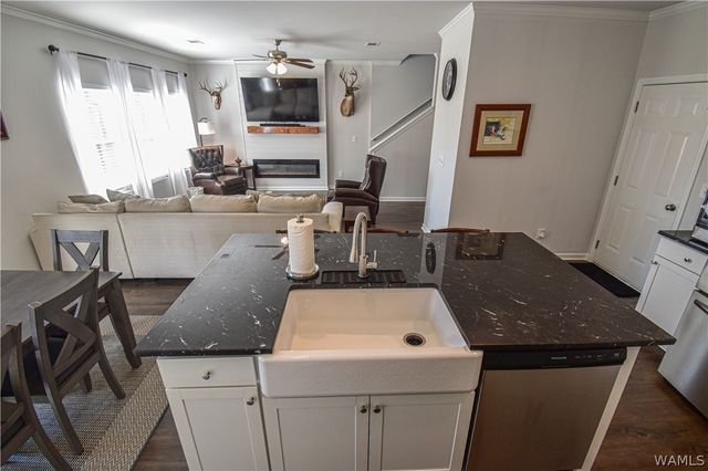 4535 Smithfield, Northport, AL 35473