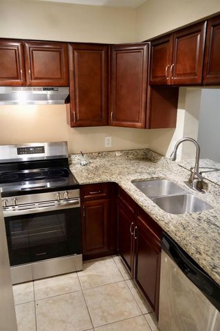 2006 NORTHLAKE DRIVE 2006, Sanford, FL 32773