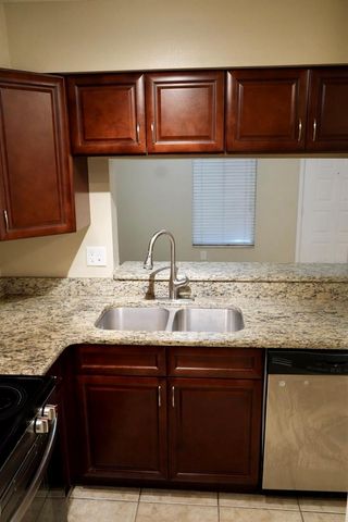 2006 NORTHLAKE DRIVE 2006, Sanford, FL 32773