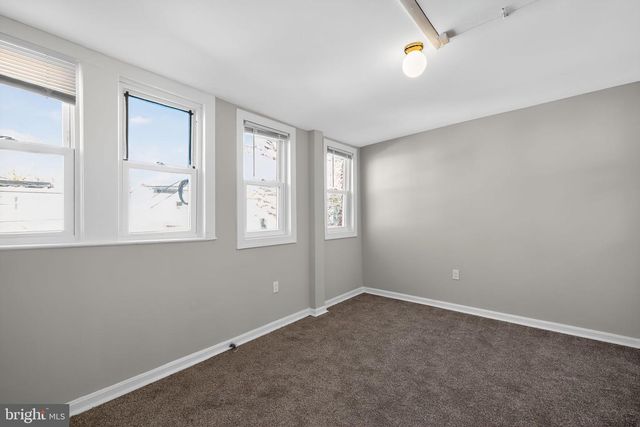 909 DECATUR ST NW, Washington, DC 20011