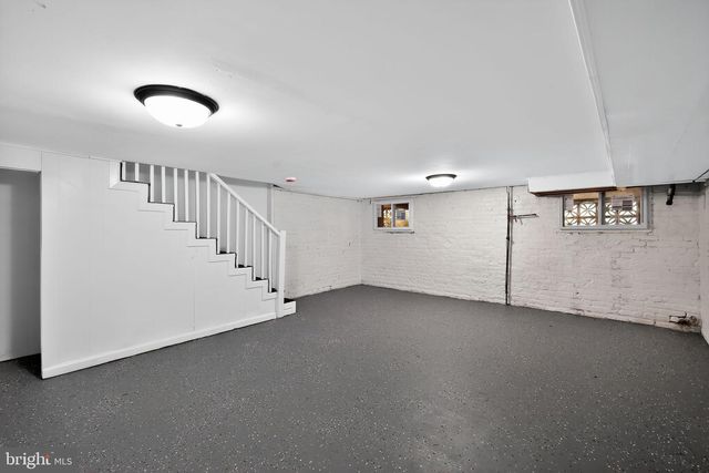 909 DECATUR ST NW, Washington, DC 20011