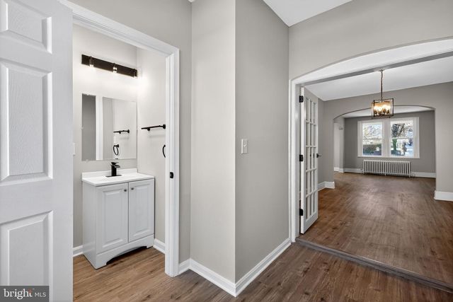 909 DECATUR ST NW, Washington, DC 20011