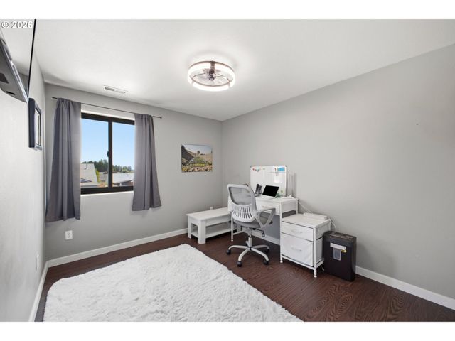 51673 Se 3RD St, Scappoose, OR 97056