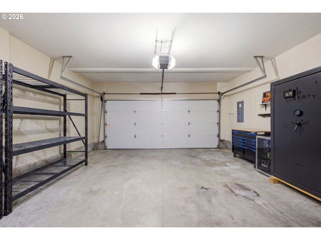 51673 Se 3RD St, Scappoose, OR 97056