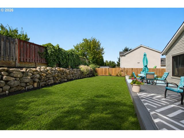 51673 Se 3RD St, Scappoose, OR 97056
