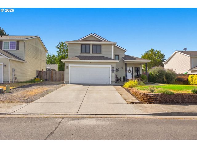 51673 Se 3RD St, Scappoose, OR 97056