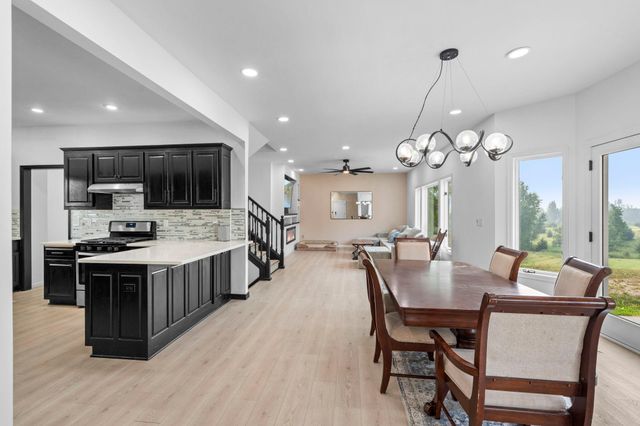 8785 E 275th Street, Elko New Market, MN 55020
