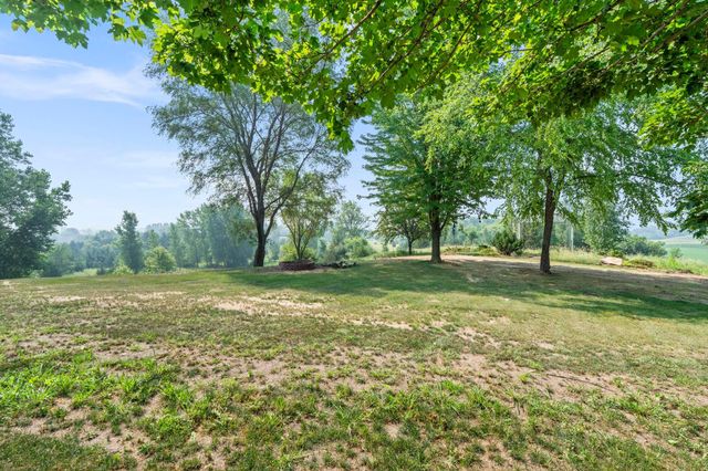 8785 E 275th Street, Elko New Market, MN 55020