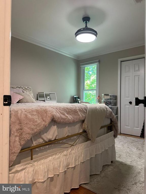 Image 9 of property listing at 11155 COLUMBIA PIKE #58, Silver Spring, MD 20901