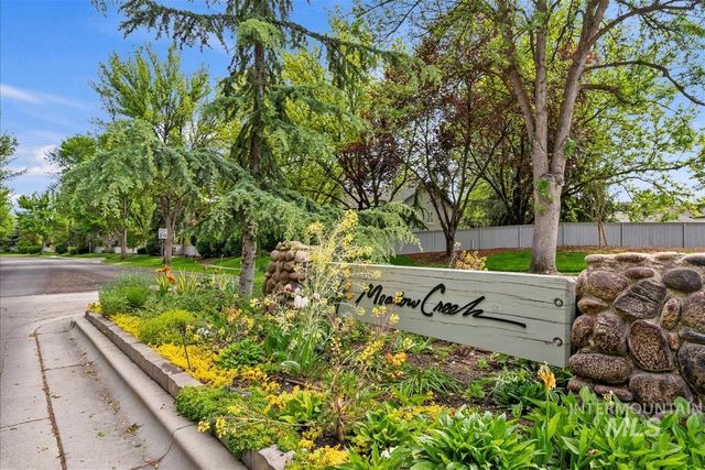 8504 W Pool Ct, Garden City, ID 83714