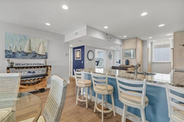 1145 GULF OF MEXICO DR 603, Longboat Key, FL 34228