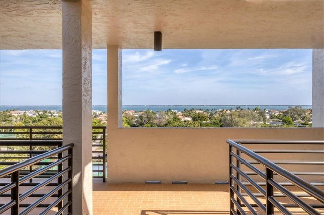 1145 GULF OF MEXICO DR 603, Longboat Key, FL 34228