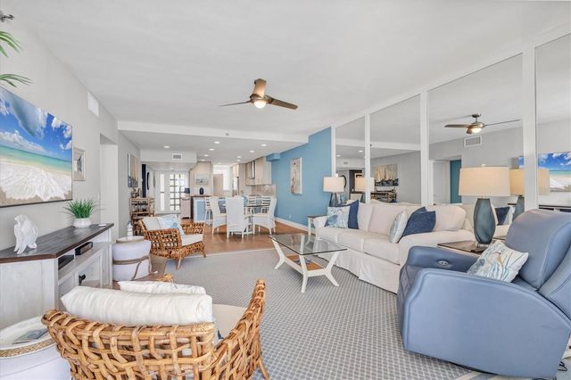 1145 GULF OF MEXICO DR 603, Longboat Key, FL 34228