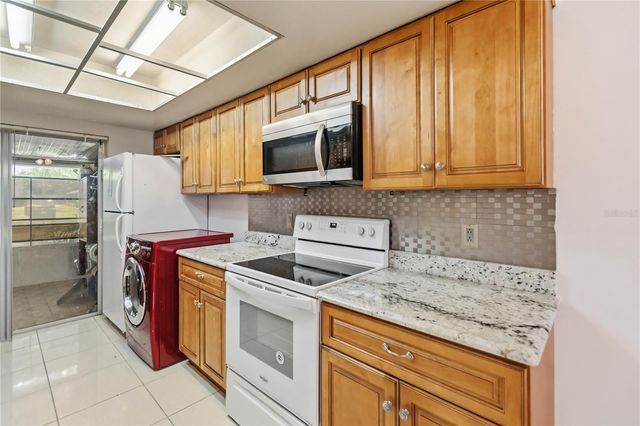 74 S MARBRISA WAY, Kissimmee, FL 34743