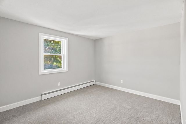 13 Cross Street 11, Chelmsford, MA 01863