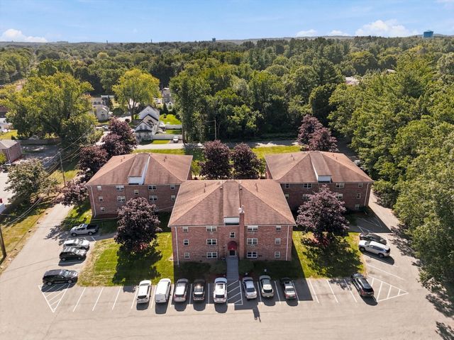 13 Cross Street 11, Chelmsford, MA 01863