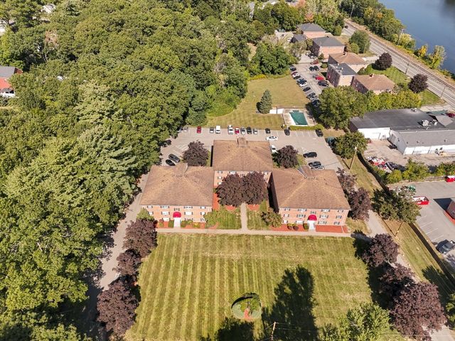 13 Cross Street 11, Chelmsford, MA 01863