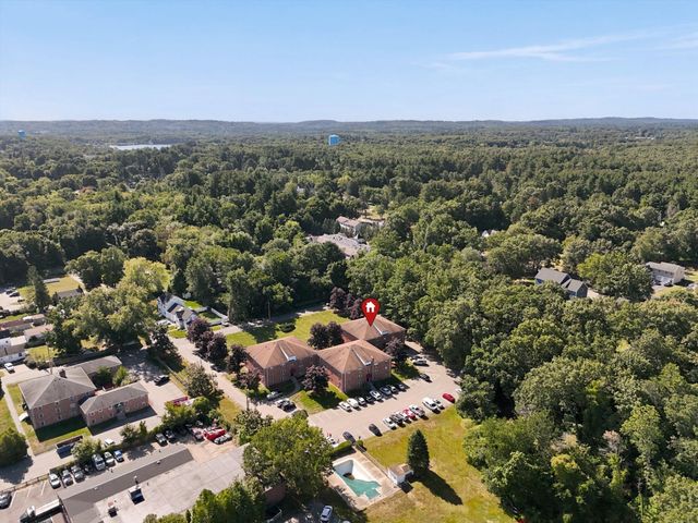 13 Cross Street 11, Chelmsford, MA 01863