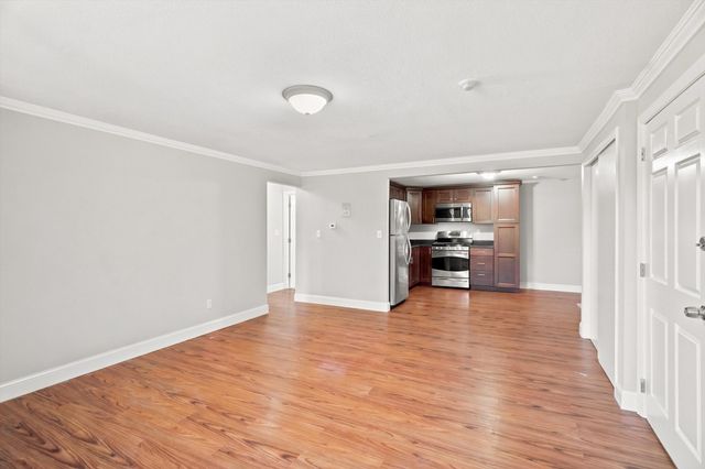 13 Cross Street 11, Chelmsford, MA 01863