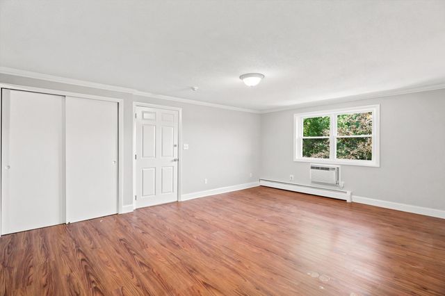 13 Cross Street 11, Chelmsford, MA 01863