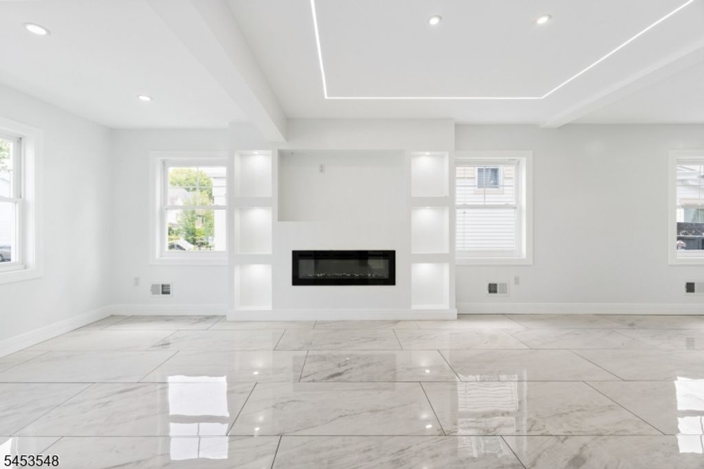 37 Wayne Ave, East Orange City, NJ 07018 — photo 2
