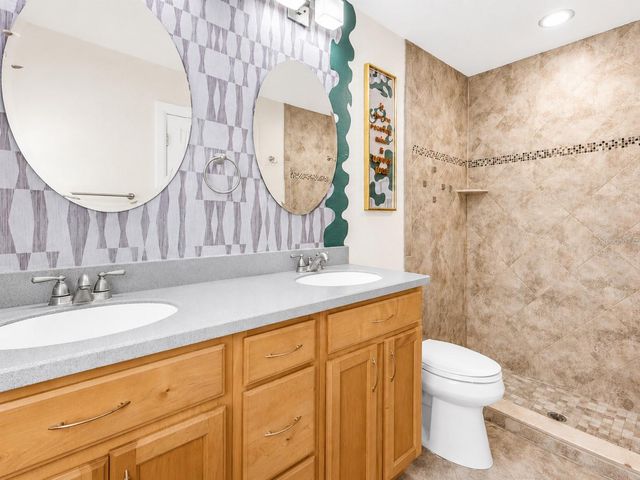 10135 CHESHAM DRIVE, Orlando, FL 32817