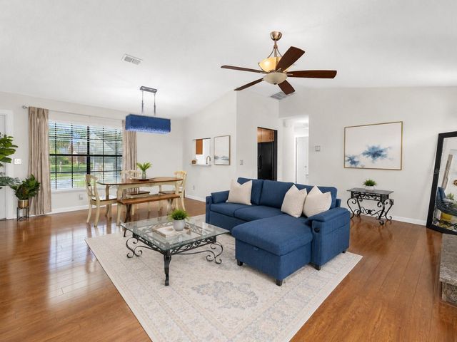 10135 CHESHAM DRIVE, Orlando, FL 32817