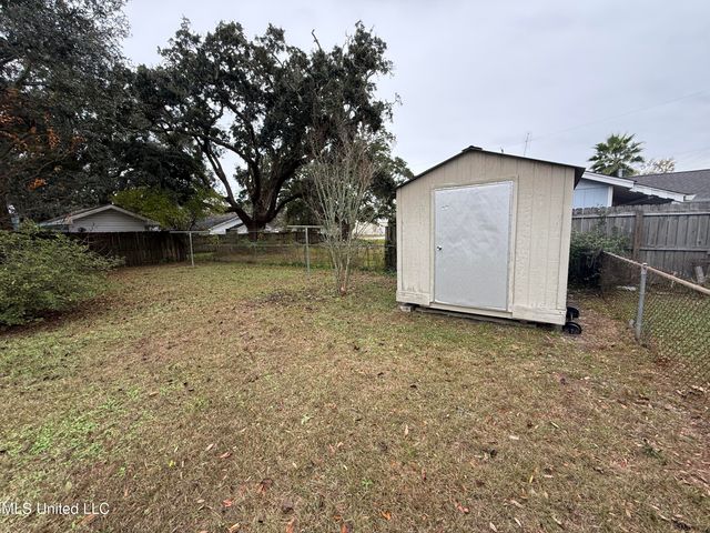 106 Dearman Avenue, Long Beach, MS 39560