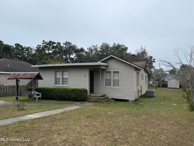 106 Dearman Avenue, Long Beach, MS 39560