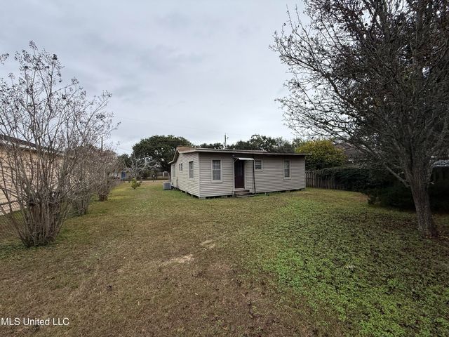 106 Dearman Avenue, Long Beach, MS 39560