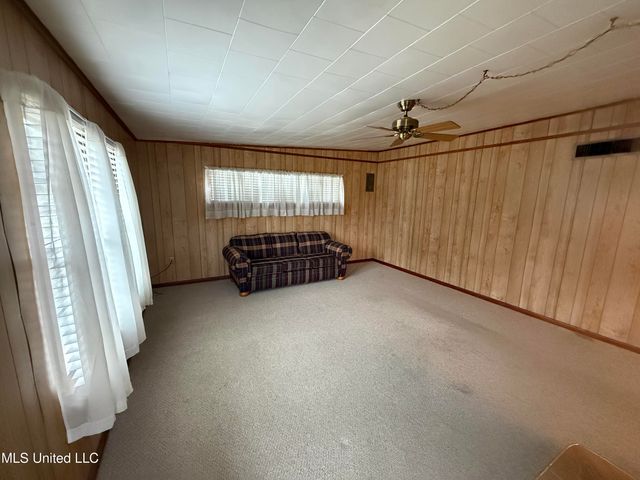 106 Dearman Avenue, Long Beach, MS 39560