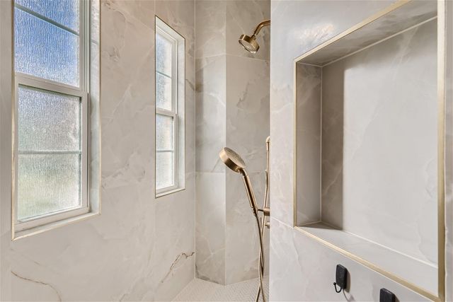 113 Vista View Trail TRL, Spicewood, TX 78669