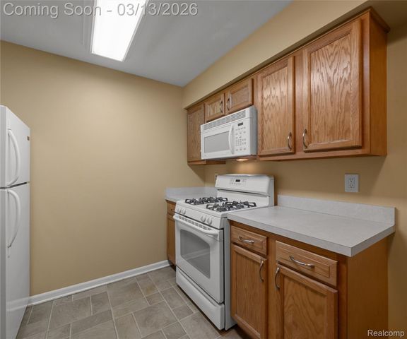 101 Fieldcrest St 204, Ann Arbor, MI 48103