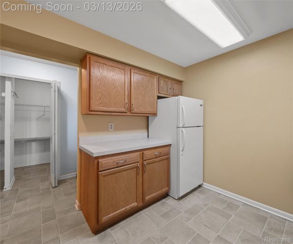 101 Fieldcrest St 204, Ann Arbor, MI 48103