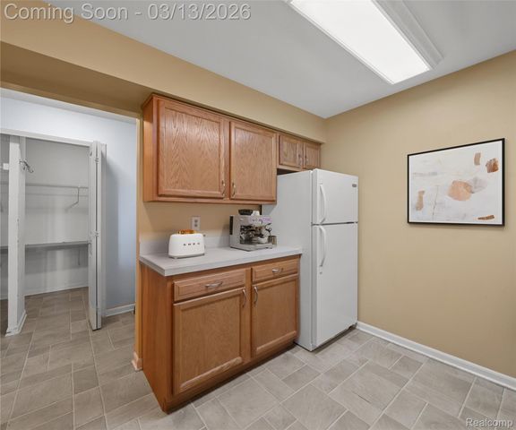 101 Fieldcrest St 204, Ann Arbor, MI 48103