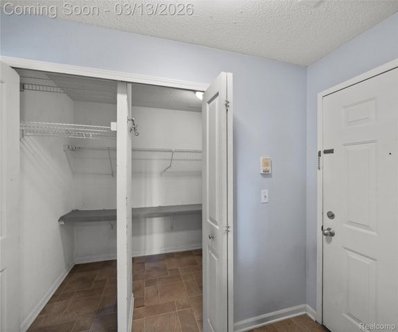 101 Fieldcrest St 204, Ann Arbor, MI 48103