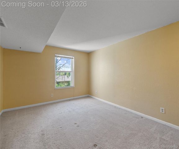 101 Fieldcrest St 204, Ann Arbor, MI 48103