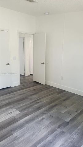 220 NE 12th Avenue 72, Homestead, FL 33030