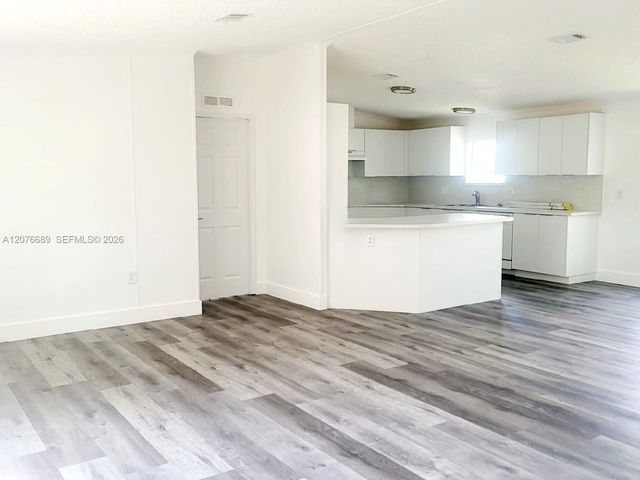 220 NE 12th Avenue 72, Homestead, FL 33030
